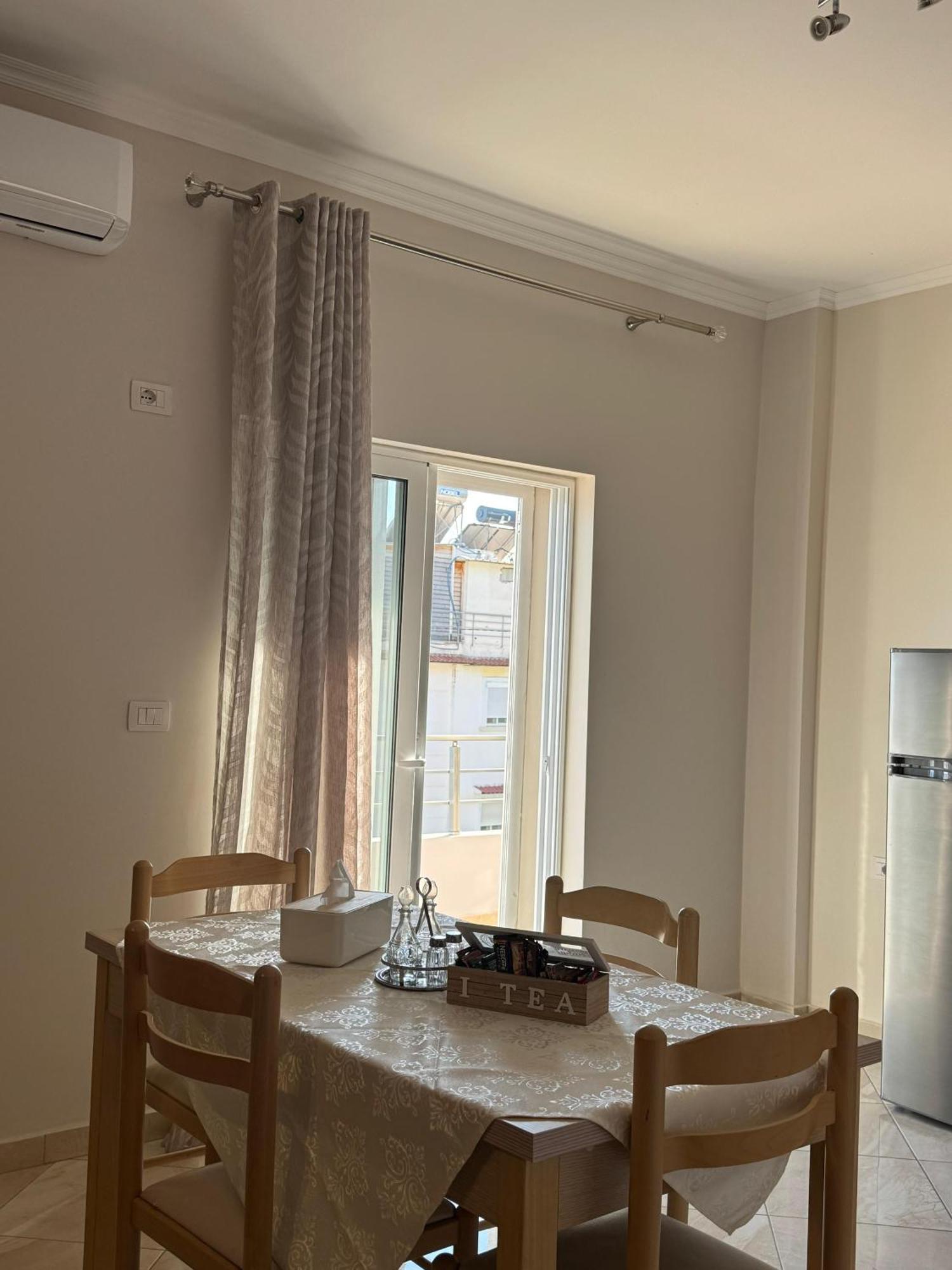 Elsa House * Sarandë
